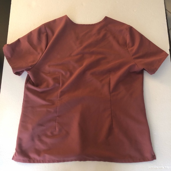 Figs technical collection top shirt Maroon - Picture 5 of 6